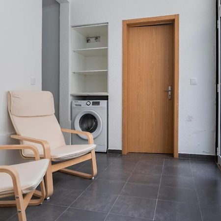 Entrecampos - Two Bedroom Apartment With Terrace Лиссабон Экстерьер фото